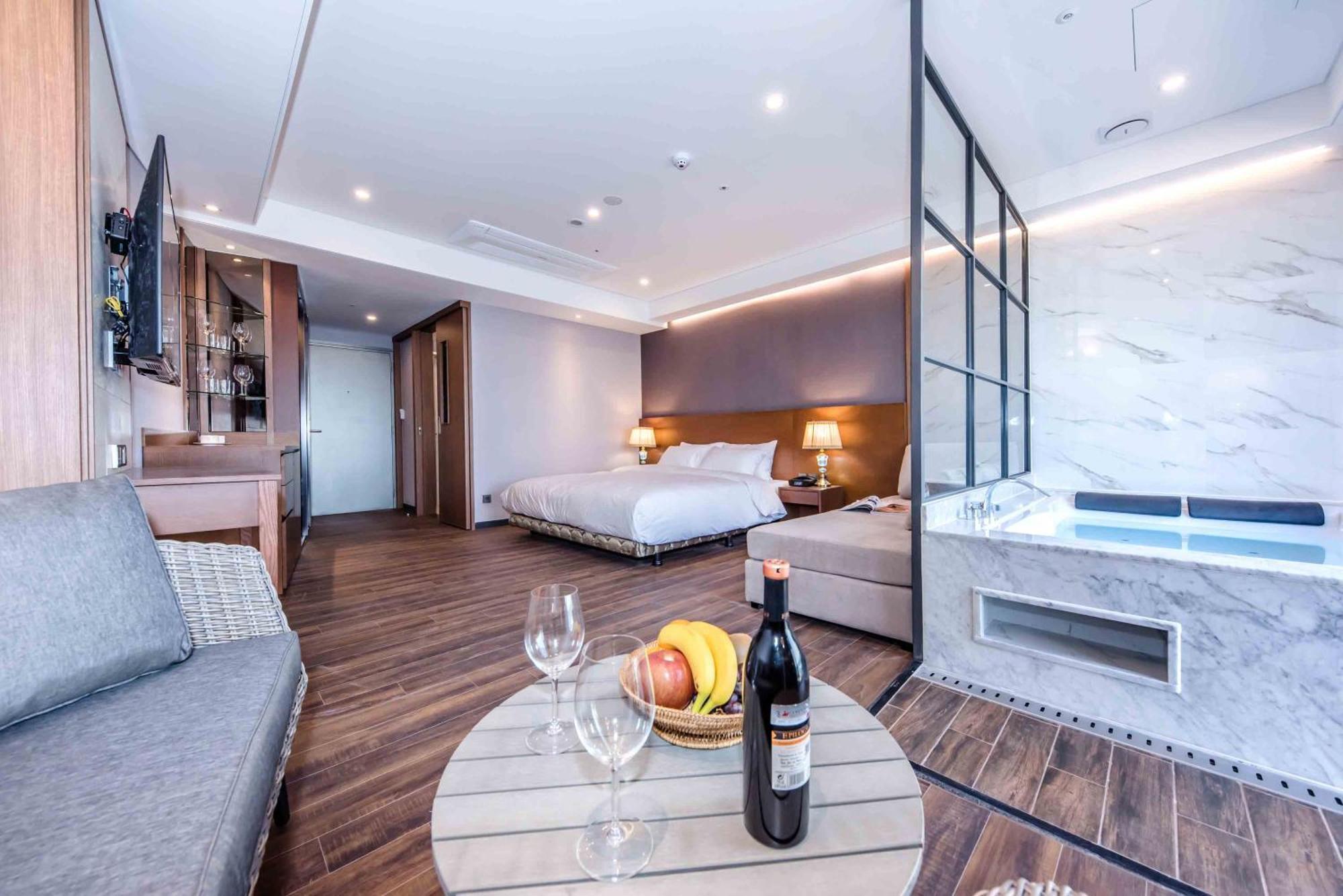 Dyne Oceano Hotel Csedzsu Kültér fotó
