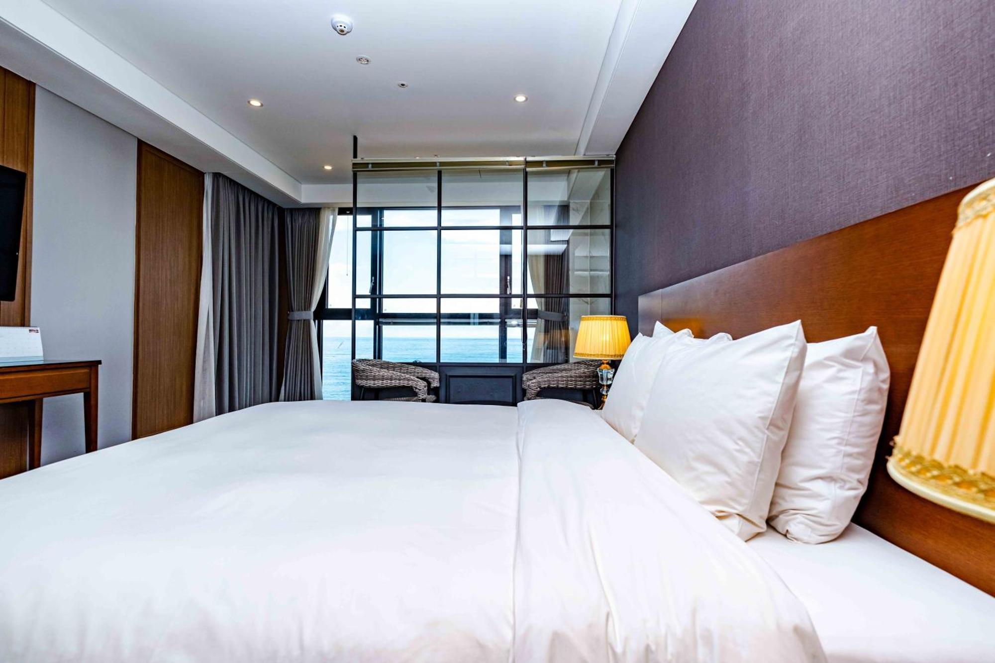 Dyne Oceano Hotel Csedzsu Kültér fotó